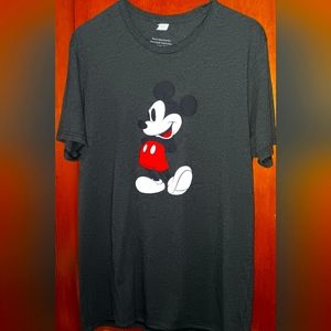 DISNEY Mickey Mouse tshirt